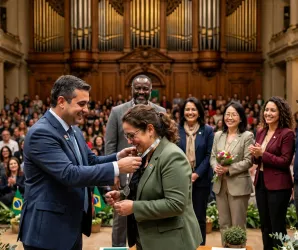 Governo de S�o Paulo reconhece 1.000 professores com medalha e celebra 7 docentes do Vale do Ribeira