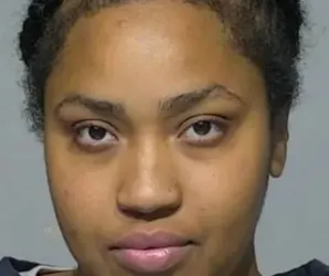 Mulher que 'odeia crian�as' se passa por professora e humilha alunos de faculdade