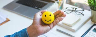 NR-1 entra em vigor e obriga empresas a olhar para sa�de mental como risco ocupacional: o que muda na pr�tica para empregadores e trabalhadores