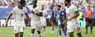 Inglaterra supera Fran�a em jogo de dez gols e conquista terceiro lugar na Copa