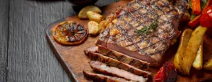 Exagerou no churrasco? Especialistas mostram 11 maneiras de prevenir os sintomas de desconforto