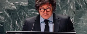 Fl�vio Bolsonaro posta v�deo com Javier Milei e promete lutar contra o terrorismo