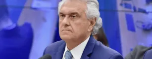 Caiado critica conven��o de Fl�vio com Milei e ataca Lula: 'N�vel rasteiro'