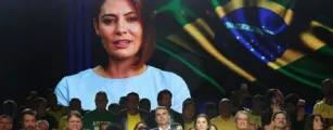 Marqueteiro remove sobrenome Bolsonaro da campanha de Fl�vio e adota slogan 'O Brasil vai vencer'