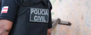 Pol�cia prende homem que incendiou casa da companheira e agrediu o pai dela em Salvador
