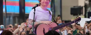 Ed Sheeran chora e quebra sil�ncio sobre crise humanit�ria em Gaza ap�s pol�mica com rapper