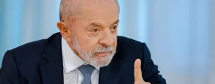 Lula falta ao debate da TV Globo e contraria aliados na reta final da elei��o