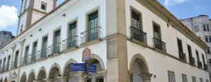 Sess�o da C�mara de Salvador � cancelada ap�s reuni�o de l�deres conturbada