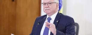 Fl�vio Bolsonaro e Lula t�m encontros com presidente do STF ap�s 1� turno