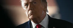 Trump bate recorde de rejei��o: aprova��o cai para 31%