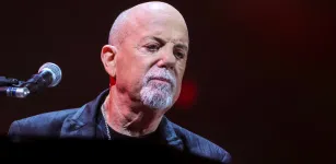 Billy Joel revela que n�o consegue mais dirigir nem fazer shows ap�s cirurgia cerebral