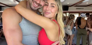 Namorada de Alan Bersten defende troca no Dancing com a Estrela ap�s pol�mica com juiz