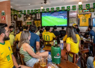 Copa do Mundo e Semana dos Namorados prometem impulsionar faturamento dos bares e restaurantes em junho