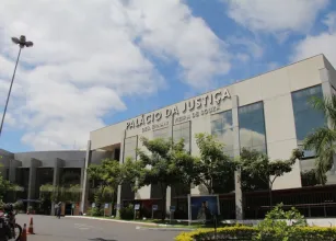 Ju�zes do TJMT representam Mato Grosso em congresso nacional promovido pelo STJ