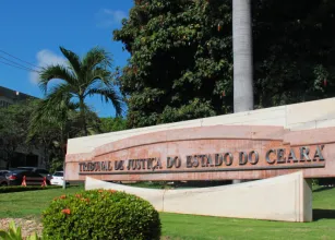 Concurso do TJCE tem 24 vagas para n�veis m�dio e superior com sal�rios iniciais de at� R$ 8,8 mil