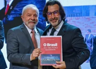 Fot�grafo de Lula sai do governo para cuidar das redes sociais na campanha