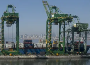 Tarifa dos EUA tem efeito pequeno sobre etanol brasileiro