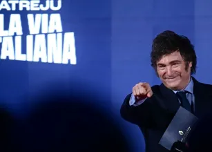 Milei critica Lula e diz que n�o pode visitar Bolsonaro
