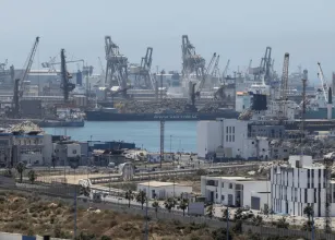 Trump quer rebatizar Estreito de Ormuz para dar seu pr�prio nome e acirrar tens�o