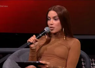 Anitta responde participante que a criticou no Estrelas da Casa
