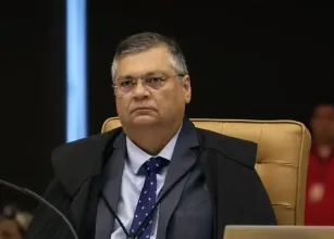 Justi�a: Dino vai parar julgamento de Moraes s� ap�s as elei��es