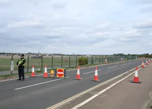 Pol�cia brit�nica investiga incidente terrorista perto de base dos EUA