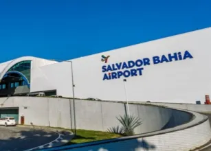 Drone interrompe pousos e decolagens no aeroporto de Salvador