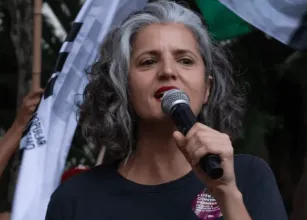 Vivian Mendes � candidata a governadora de SP com o n�mero 80