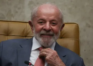 Lula quer tirar poder de nomear ministros do STF de si mesmo, diz l�der do PT