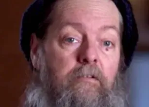 Guru apocal�ptico prev� guerra nuclear e colapso global por 27 anos