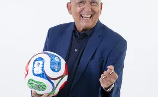 Sextou! Brasil vai atr�s de sua primeira vit�ria e Galv�o Bueno narra na N Sports - SBT