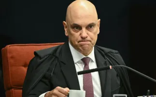 Aliados de Fl�vio Bolsonaro pedem san��es dos EUA contra ministro do STF