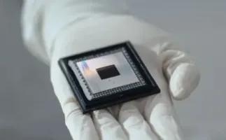 Time do King's College ganha acesso ao chip qu�ntico inovador do Google