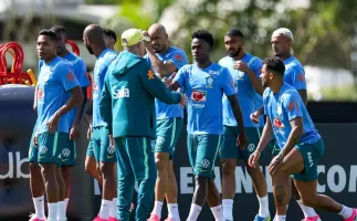Sele��o brasileira come�a treino nos EUA para a Copa do Mundo