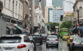 Idosos poder�o comprar carro sem pagar imposto; projeto est� na C�mara