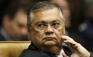 Dino decide manter retirada de v�deos de vereador que xingou advers�rio