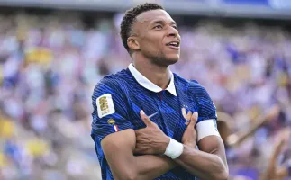 Mbapp� j� faz hist�ria e amea�a Messi na Copa do Mundo