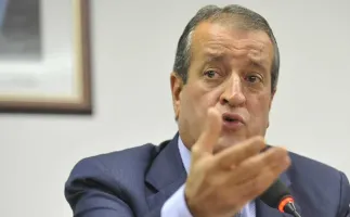 Bolsonaro � quem tem os votos, diz Valdemar ao justificar carta sobre Fl�vio