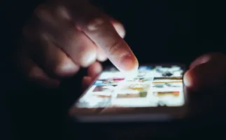 5 truques simples para proteger os olhos do celular