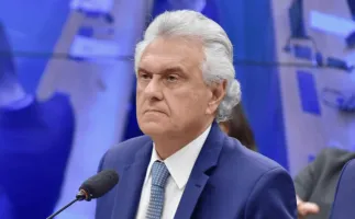 Caiado critica conven��o de Fl�vio com Milei e ataca Lula: 'N�vel rasteiro'