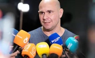 20 prefeitos do PL amea�am sair do partido em Mato Grosso ap�s alian�a com MDB