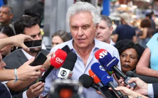 Caiado agora apoia o fim da escala 6x1