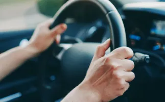 Motoristas encontram 'paz de esp�rito' com c�mera de painel 4K com modo estacionamento por �37