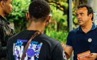 Ronaldo Mansur visita terreiro e volta � cidade natal em dia de campanha na Bahia