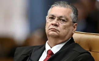 Dino afirma que o STF � maior que seus membros e defende ordem institucional