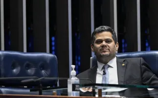 Alcolumbre amea�a afastar Mendon�a se Moraes for perseguido