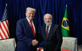 Guerra comercial e pol�tica: Lula e Trump se enfrentam em meio a tarifas e amea�as �s elei��es