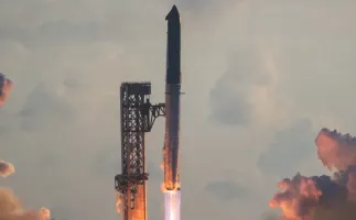 SpaceX realiza primeiro voo orbital do Starship e libera 26 sat�lites Starlink