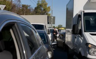 Kiev paralisada: ataques russos a pontes geram caos e travam tr�nsito na capital ucraniana