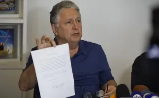 Garotinho desiste de recurso e Douglas Ruas pode ser eleito governador do Rio no 1� turno